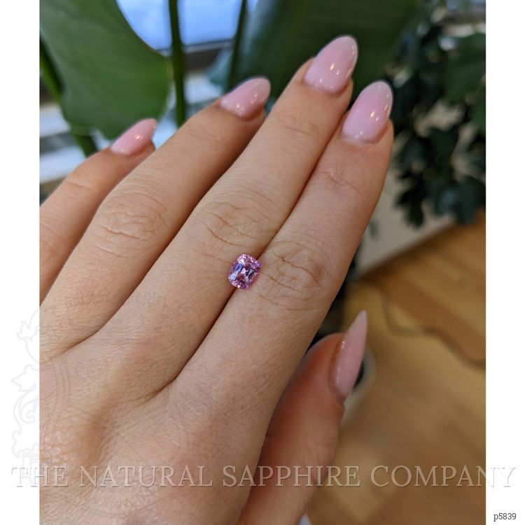 1.04 Ct. Pink Sapphire from Ceylon (Sri Lanka)