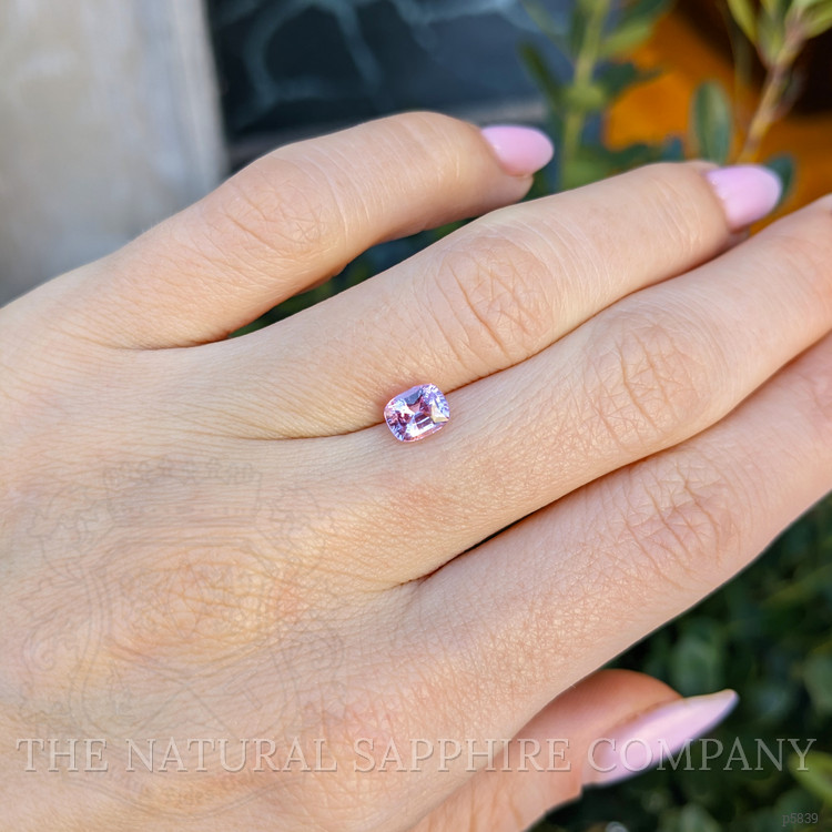1.04 Ct. Pink Sapphire from Ceylon (Sri Lanka)