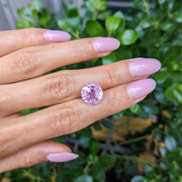 7.81 Ct. Pink Sapphire from Ceylon (Sri Lanka) Life Style