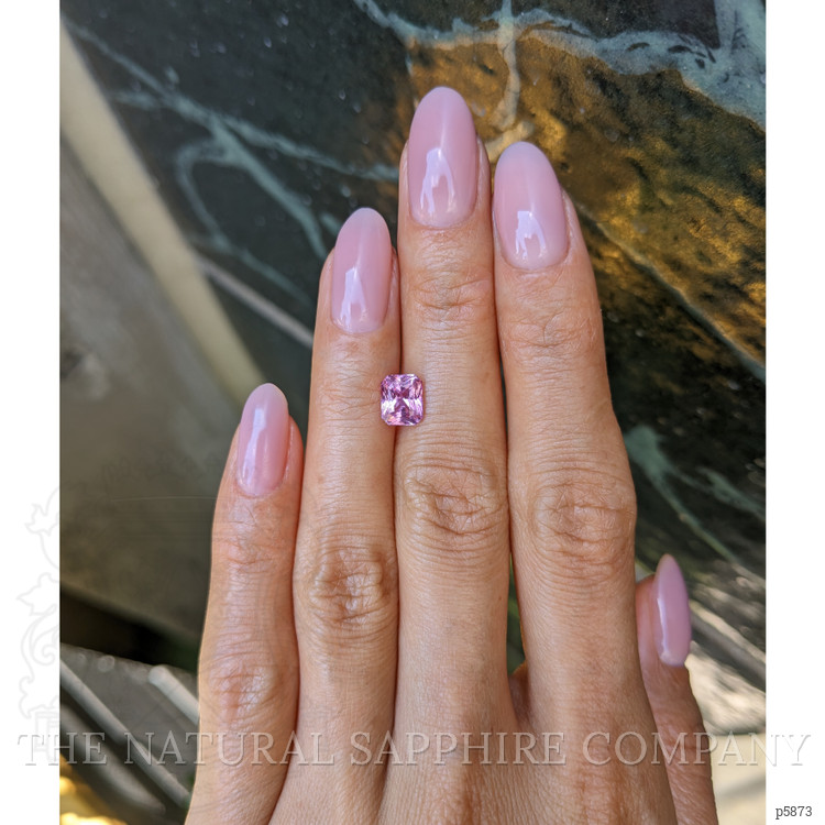1.66 Ct. Pink Sapphire from Ceylon (Sri Lanka)