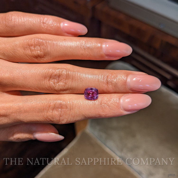 2.52 Ct. Pink Sapphire from Ceylon (Sri Lanka)