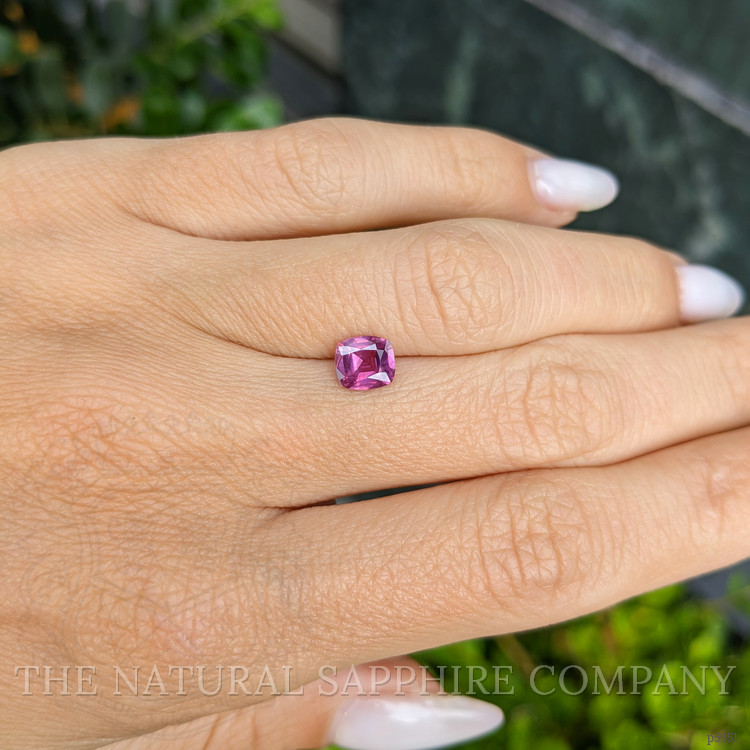 1.00 Ct. Pink Sapphire from Ceylon (Sri Lanka)