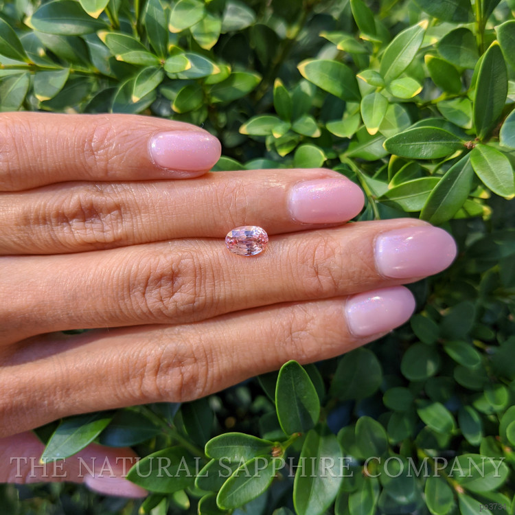 1.80 Ct. Padparadscha Sapphire from Ceylon (Sri Lanka)