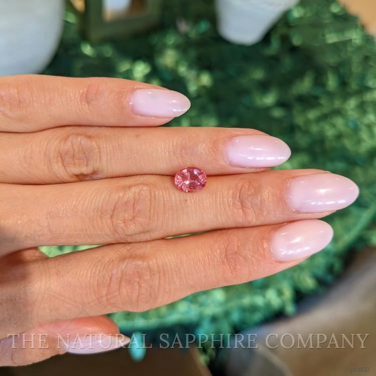 1.41 Ct. Padparadscha Sapphire from Ceylon (Sri Lanka)