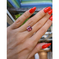 4.54 Ct. Padparadscha Sapphire from Ceylon (Sri Lanka) Life Style