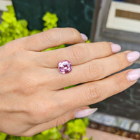 4.54 Ct. Padparadscha Sapphire from Ceylon (Sri Lanka) Life Style
