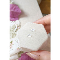 1.04&nbsp;Ct.Tw.Total Carat Weight White Sapphire Pair from Ceylon (Sri Lanka) Life Style