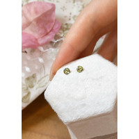 0.73&nbsp;Ct.Tw.Total Carat Weight Bi Color Sapphire Pair from Ceylon (Sri Lanka) Life Style