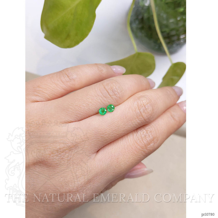 0.41 Ct.Tw. Emerald Pair from Zambia