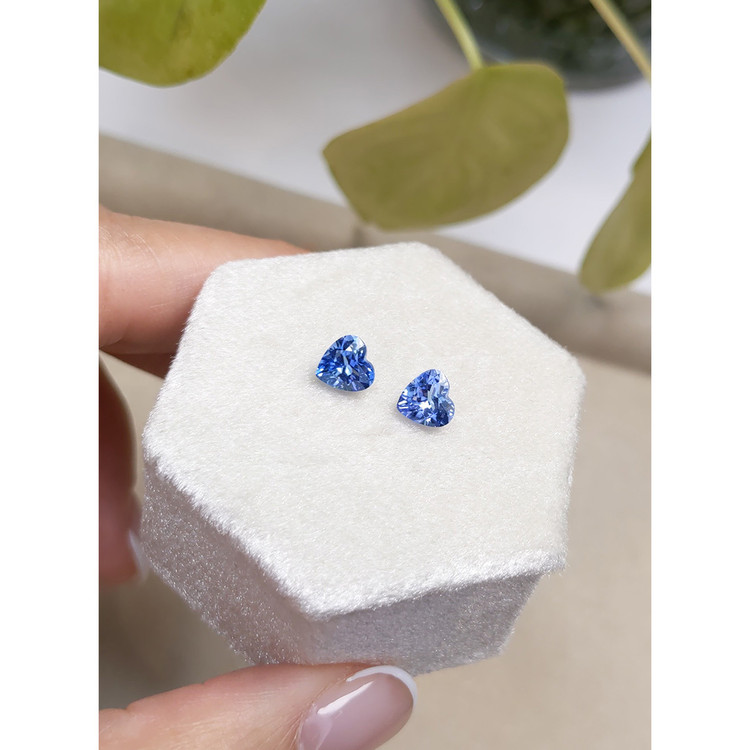 1.66 Ct.Tw. Tanzanite Pair from Tanzania