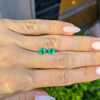 0.80 Ct.Tw.Total Carat Weight Emerald Pair from Colombia Life Style