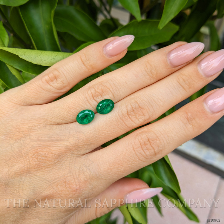 3.15 Ct.Tw. Emerald Pair from Colombia