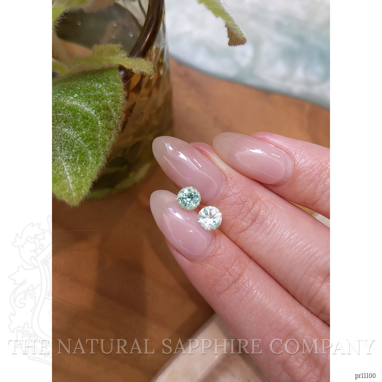 1.22 Ct.Tw. Emerald Pair from Russia