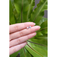1.62&nbsp;Ct.Tw.Total Carat Weight White Sapphire Pair from Ceylon (Sri Lanka) Life Style