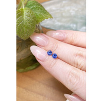 0.96&nbsp;Ct.Tw.Total Carat Weight Blue Sapphire Pair from Ceylon (Sri Lanka) Life Style