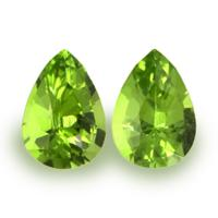 5.29&nbsp;Ct.Tw.Total Carat Weight Peridot Pair from Burma (Myanmar) Video