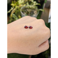 1.62&nbsp;Ct.Tw.Total Carat Weight Garnet Pair from Ceylon (Sri Lanka) Life Style