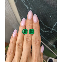 8.06&nbsp;Ct.Tw.Total Carat Weight Emerald Pair from Zambia Life Style