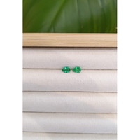 0.66 Ct.Tw.Total Carat Weight Emerald Pair from Zambia Life Style