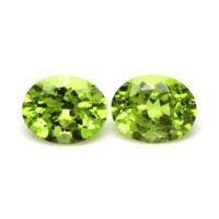 5.42&nbsp;Ct.Tw.Total Carat Weight Peridot Pair from Burma (Myanmar) Video