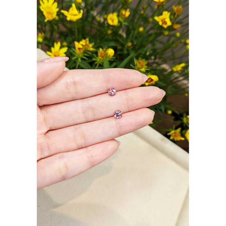 1.27 Ct.Tw. Malaya Garnet Pair from Tanzania