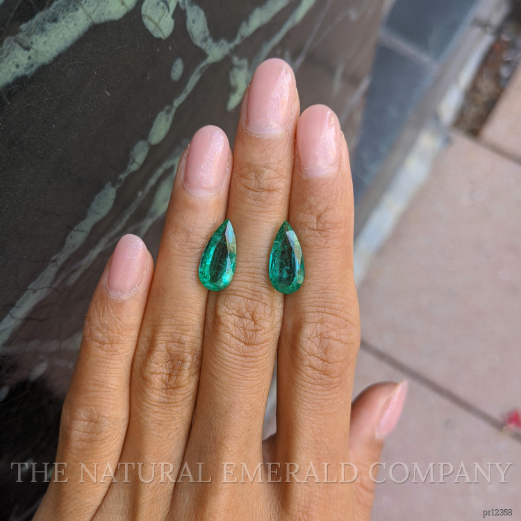 6.75 Ct.Tw. Emerald Pair from Colombia
