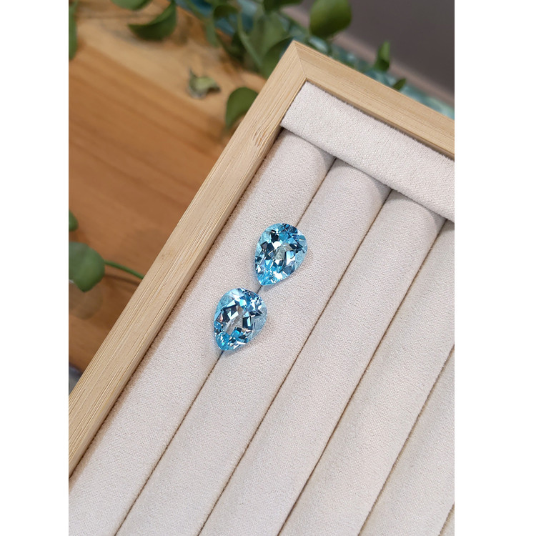 18.20 Ct.Tw. Topaz Pair from Brazil