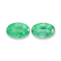 0.92&nbsp;Ct.Tw.Total Carat Weight Emerald Pair from Zambia Video