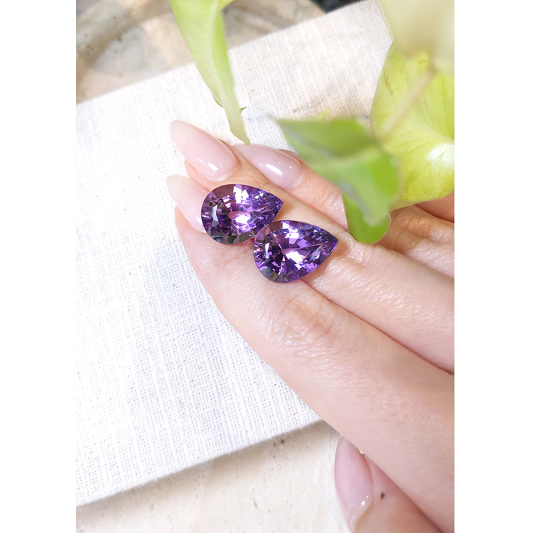 20.10 Ct.Tw. Amethyst Pair from Brazil