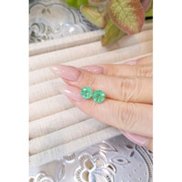 5.07 Ct.Tw.Total Carat Weight Emerald Pair from Colombia Life Style