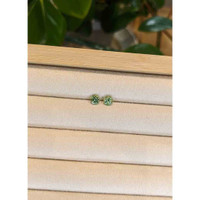 1.35&nbsp;Ct.Tw.Total Carat Weight Yellowish Green Sapphire Pair from Madagascar Life Style