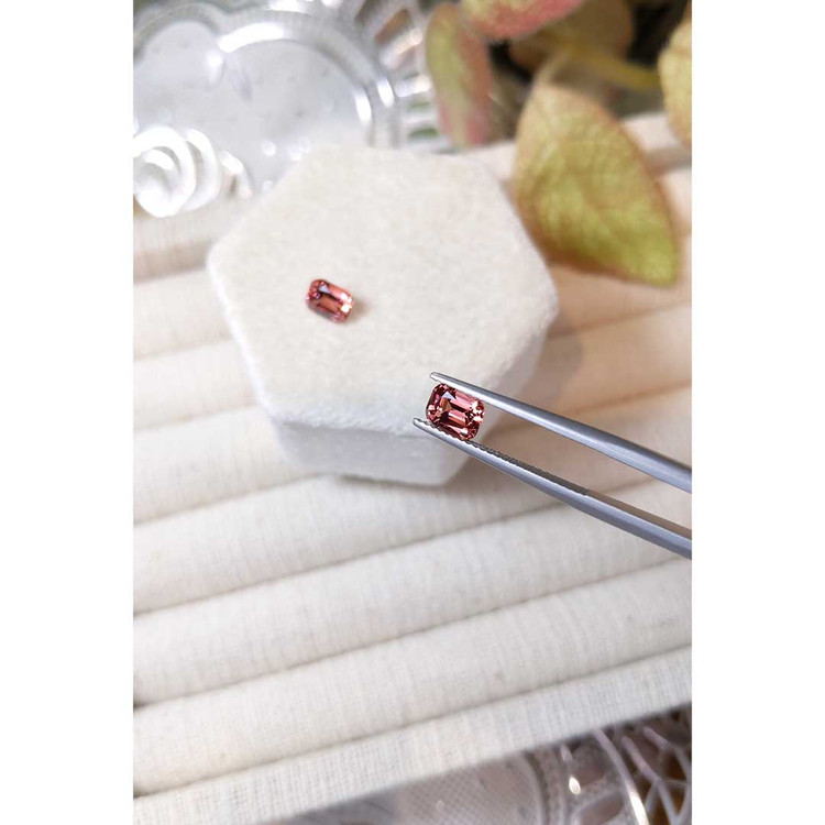 1.95 Ct.Tw. Malaya Garnet Pair from Tanzania