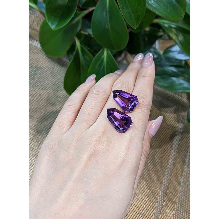 26.31 Ct.Tw. Amethyst Pair from Bolivia