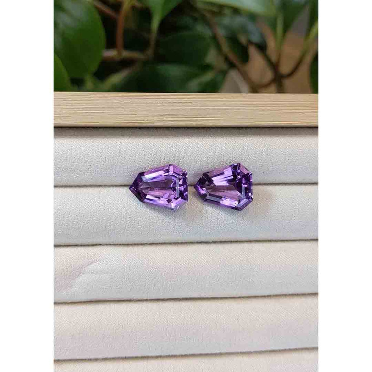 14.72 Ct.Tw. Amethyst Pair from Bolivia