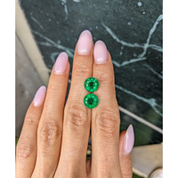 5.31 Ct.Tw.Total Carat Weight Emerald Pair from Zambia Life Style