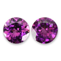 2.15&nbsp;Ct.Tw.Total Carat Weight Garnet Pair from Mozambique Video