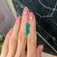 4.12&nbsp;Ct.Tw.Total Carat Weight Emerald Pair from Colombia Life Style