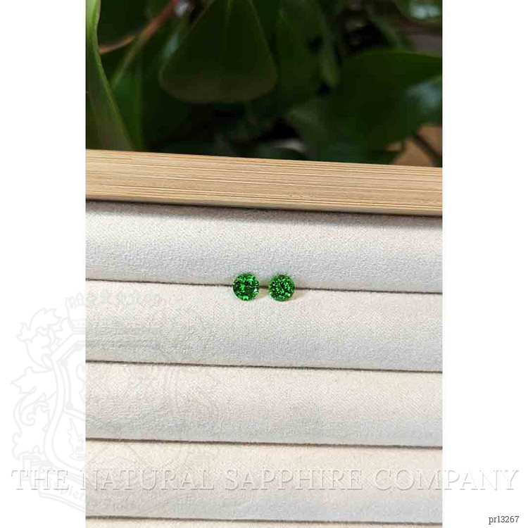 1.23 Ct.Tw. Tsavorite Garnet Pair from Kenya