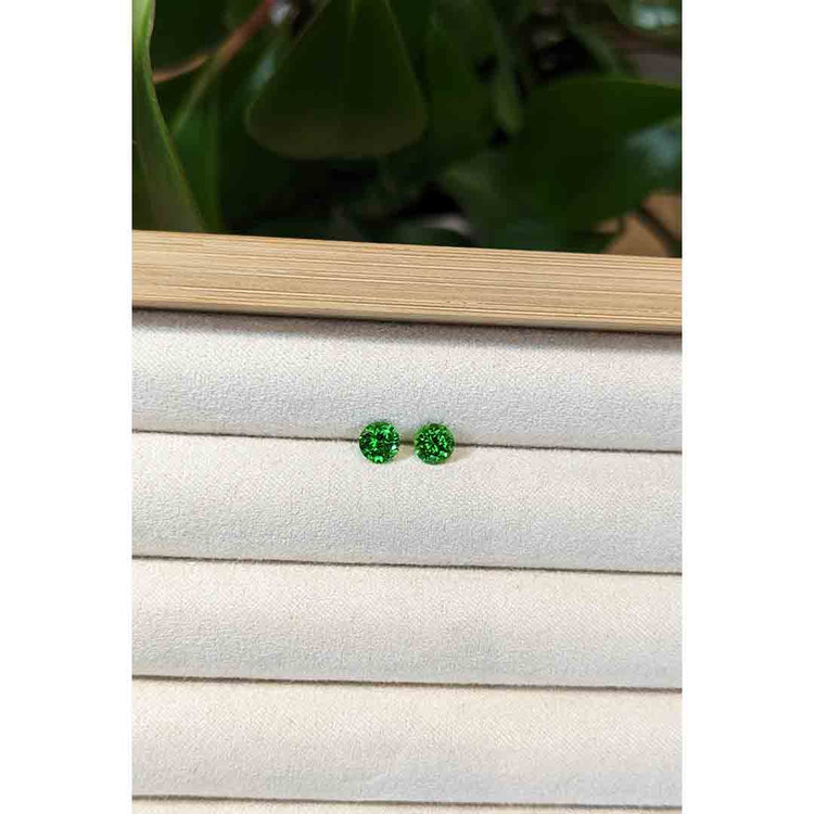 1.23 Ct.Tw. Tsavorite Garnet Pair from Kenya