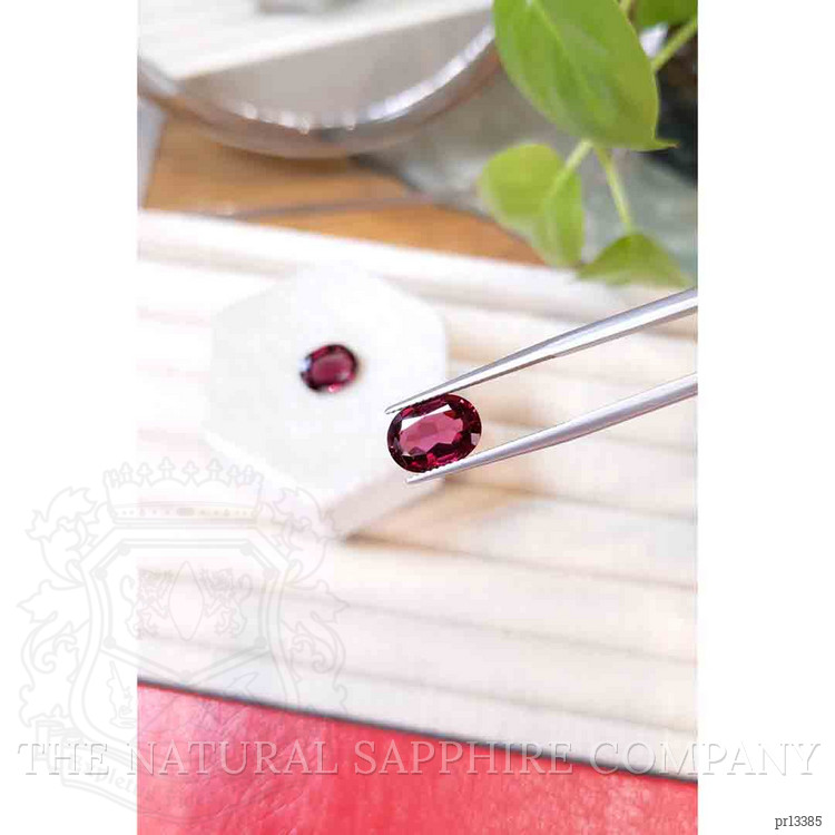 6.34 Ct.Tw. Garnet Pair from Tanzania