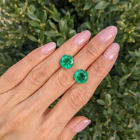 8.02&nbsp;Ct.Tw.Total Carat Weight Emerald Pair from Zambia Life Style