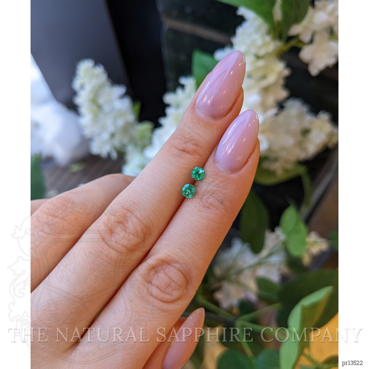 0.59 Ct.Tw. Emerald Pair from Russia