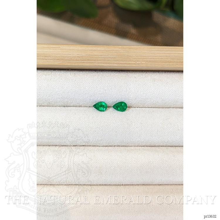 0.68 Ct.Tw. Emerald Pair from Zambia