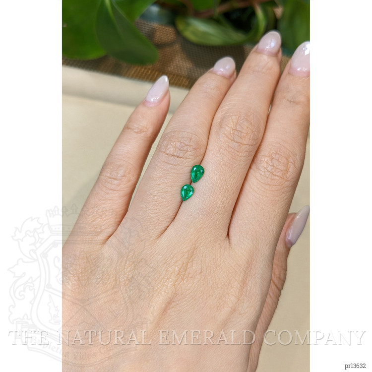 0.68 Ct.Tw. Emerald Pair from Zambia