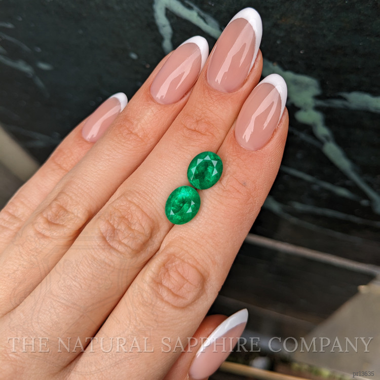 5.24 Ct.Tw. Emerald Pair from Colombia