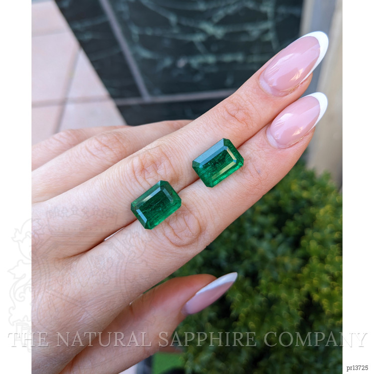 15.40 Ct.Tw. Emerald Pair from Zambia