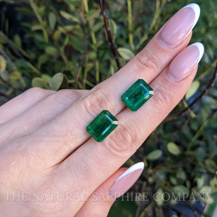 15.40 Ct.Tw. Emerald Pair from Zambia