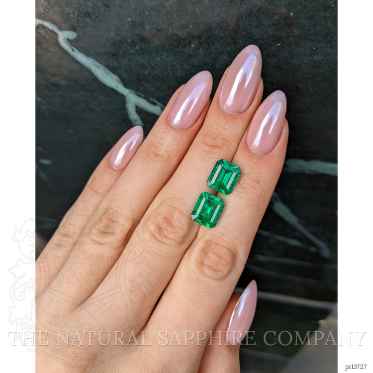 5.90 Ct.Tw. Emerald Pair from Colombia - Muzo