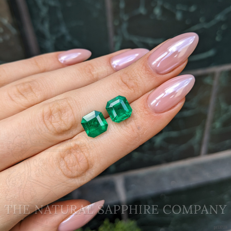 7.36 Ct.Tw. Emerald Pair from Colombia