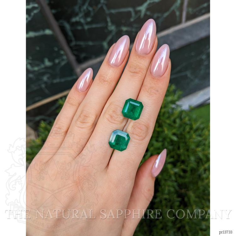 14.03 Ct.Tw. Emerald Pair from Colombia - Muzo